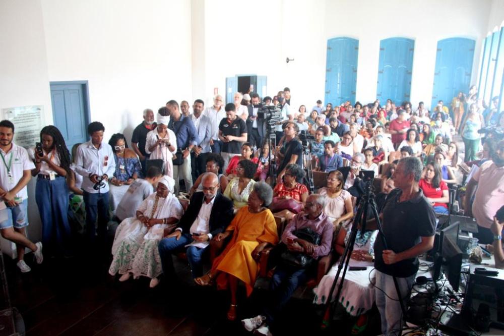 Flica comemora 10 anos e abraça o Recôncavo com programação cultural inovadora.