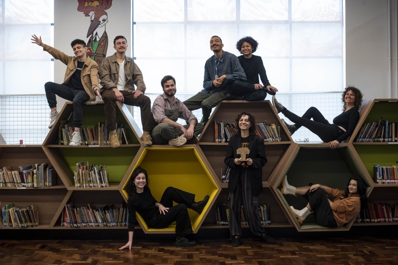 Grupo da Biblioteca Pública vence Baobá, premiação dos grandes contadores de histórias do País