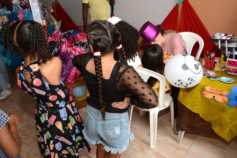 Creas comemora mês das crianças com ação de fortalecimento das famílias atendidas