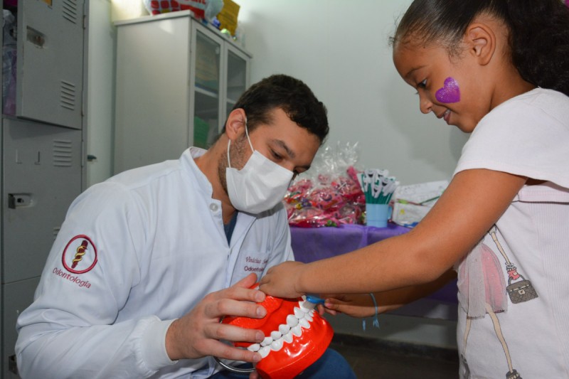 Unidade de Saúde Pedrinhas promove ação de saúde bucal para crianças do Centro Municipal de Educação Infantil Tia Zaza