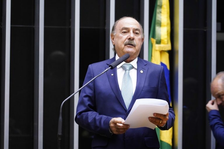 Comissão aprova campanha de conscientização sobre teste do pezinho