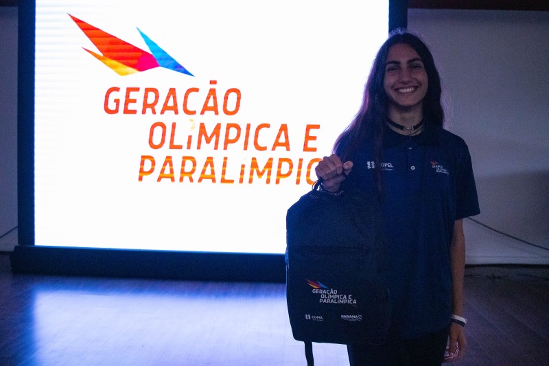 Estado entrega quase 500 kits para atletas bolsistas do Geração Olímpica e Paralímpica
