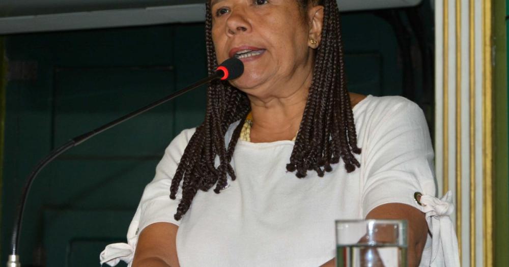 Marta Rodrigues diz que Bruno Reis despreza educação pública ao recusar assinar TAC do MP-BA: 'Segue a linha de Neto de desmontar a EJA' .