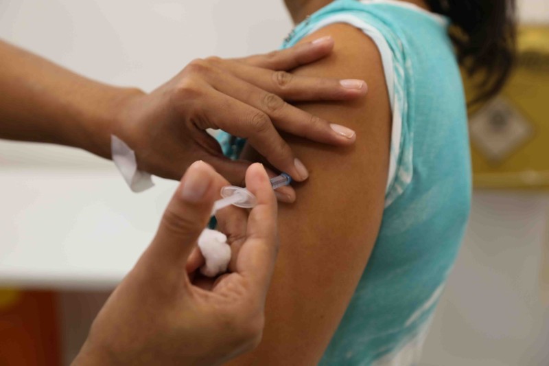 Começa nesta quinta (3/11) a vacinação ampliada contra meningite no estado