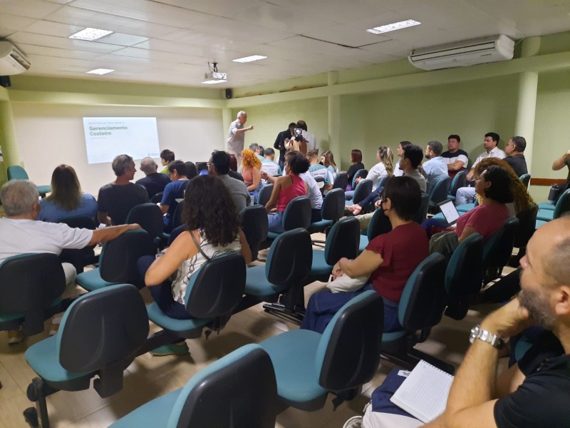 Entidades debatem criação do Movimento “Ceará sem lixo no mar”