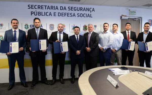 SSPDS é homenageada por órgão norte-americano após ação conjunta que resultou na maior apreensão de cocaína no Ceará em 2022