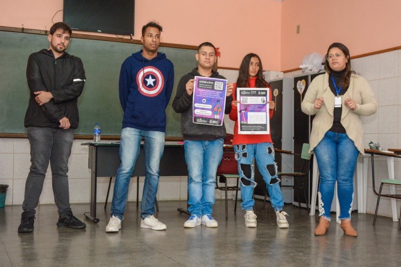 Plataforma de emprego e estágio da Unicef é apresentada a adolescentes do Nuca