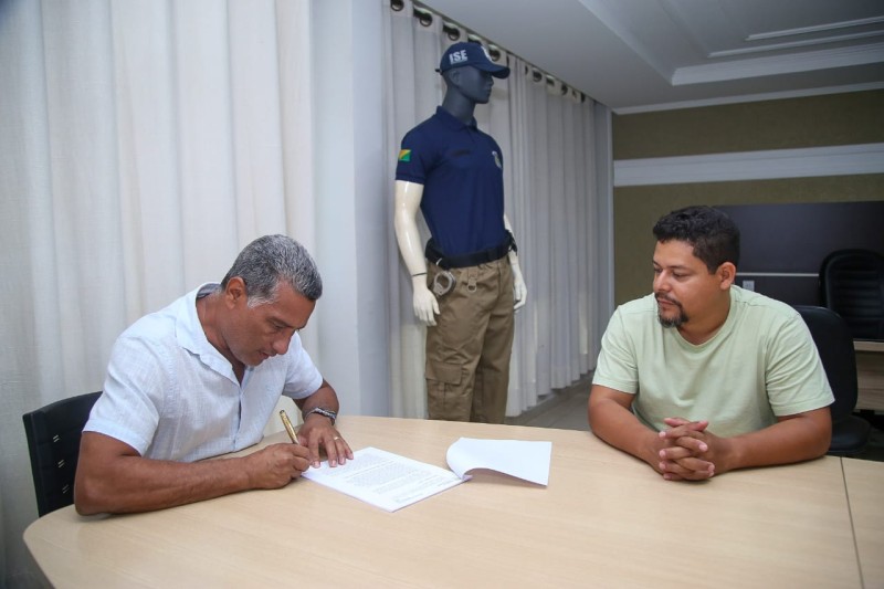 Instituto Socioeducativo firma parceria com Agência de Negócios do Acre para profissionalização de jovens
