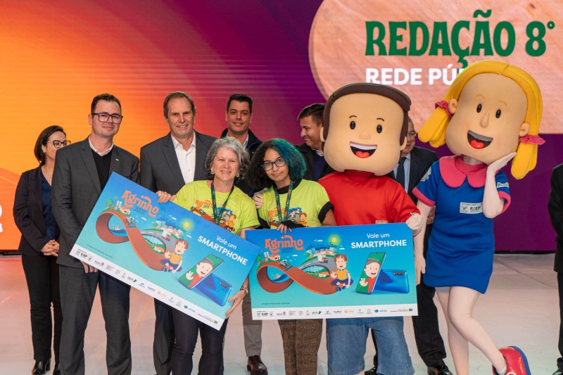 Alunos e professores da rede estadual são premiados no Concurso Agrinho