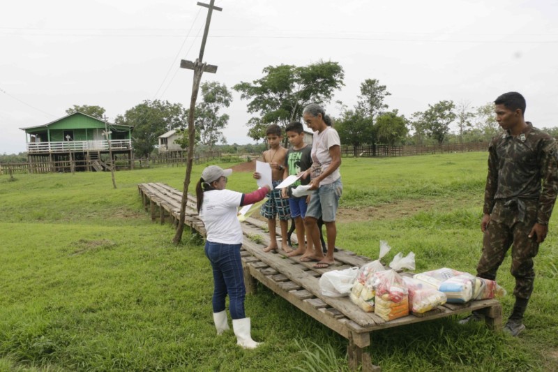 Escola estadual retoma aulas presenciais após suspensão por queda das pontes na BR-319