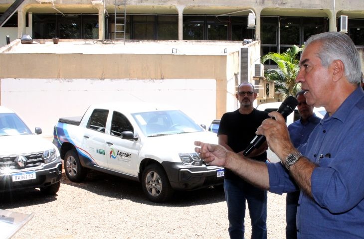 Governo entrega 20 novos veículos para Agraer fortalecer assistência técnica em assentamentos de MS
