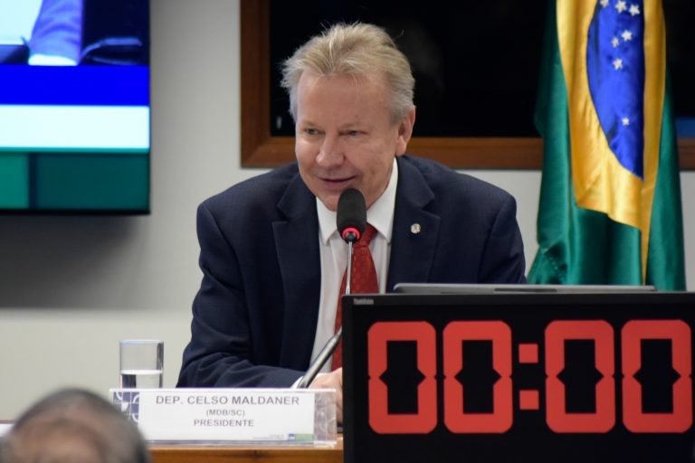 Comissão aprova projeto que destina recursos de fundo ambiental para limpeza urbana e gestão do lixo