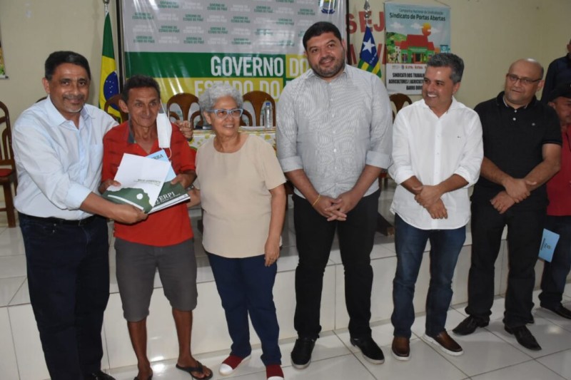Famílias de pequenos produtores rurais de Passagem Franca e Barro Duro recebem registro do Cadastro Ambiental Rural