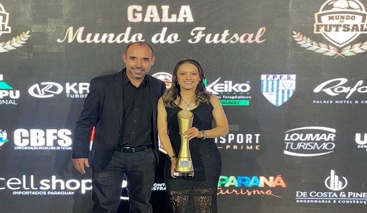 Em evento de gala do futsal, sul-mato-grossense é eleita craque da Taça Brasil pela Serc/UCDB