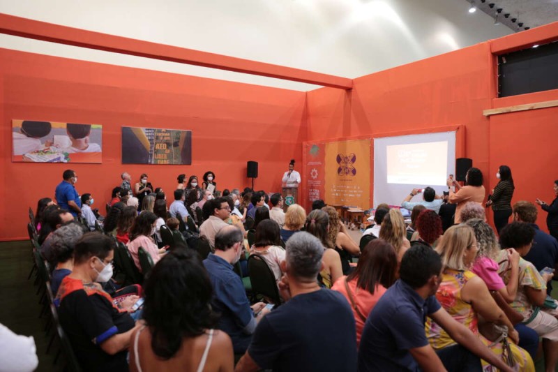Seduc lança 8ª Coleção Paic Prosa e Poesia dentro da XIV Bienal do Livro do Ceará
