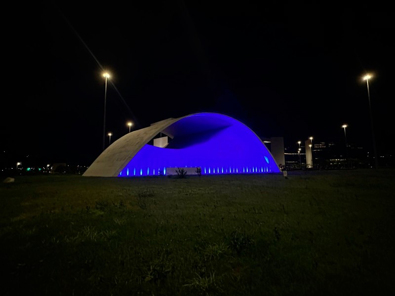 Novembro Azul: Cidade Administrativa ganha iluminação especial nesta quinta-feira (17/11)