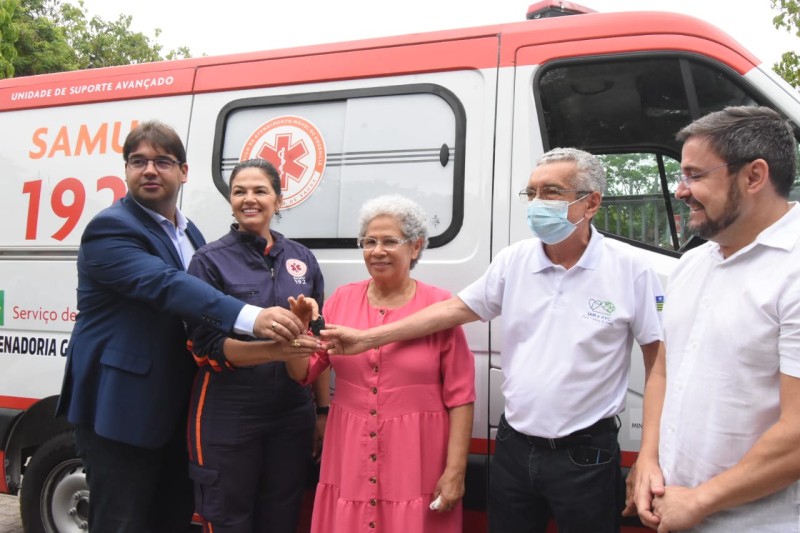 Governadora Regina Sousa entrega 61 ambulâncias para unidades de saúde do Piauí