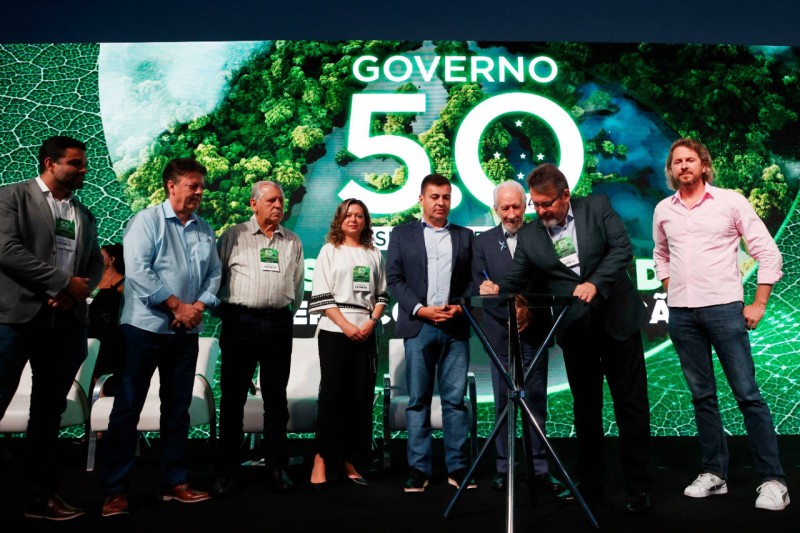 BRDE e Parque Tecnológico Itaipu assinam acordo para investimentos em inovação no Oeste