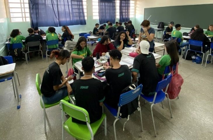 Estudante da EE Professor João Magiano Pinto é destaque na 1ª Olimpíada de Redação em Língua Portuguesa