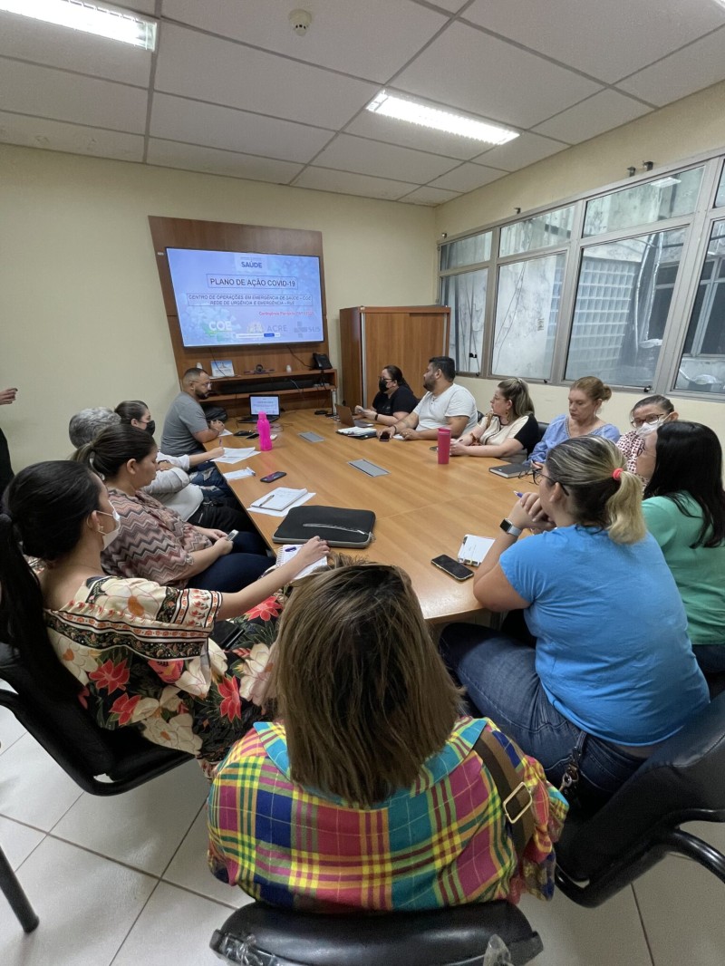 Saúde do Acre elabora plano de ação devido ao aumento de casos de covid-19