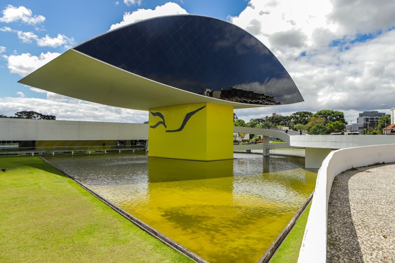 Símbolo do Paraná, Museu Oscar Niemeyer completa 20 anos
