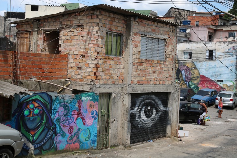 Cerca de 9% da população da cidade de São Paulo vivem em favelas