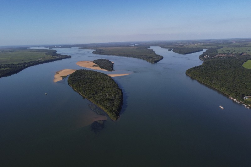 Paraná apresenta novas regiões turísticas e potencial do Estado no Festival das Cataratas