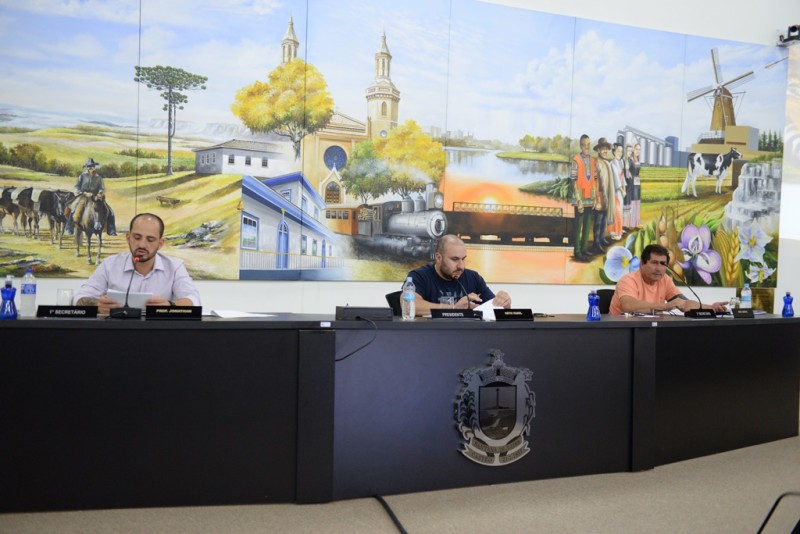 Câmara aprova orçamento para 2023 e projeto retorna ao Executivo para sanção