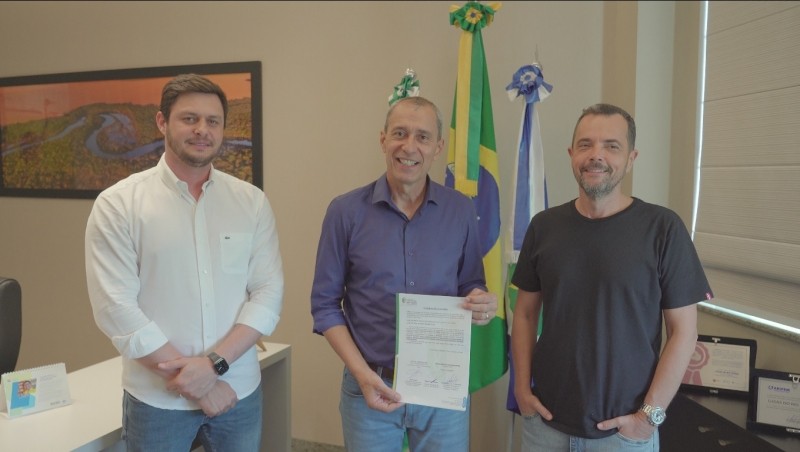 Gestão Municipal investe em iluminação de ciclovia na Avenida Universitária