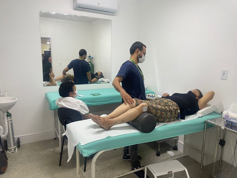 Após sete meses de inauguração do ginásio de fisioterapia, Policlínica Codajás dobra número de atendimentos