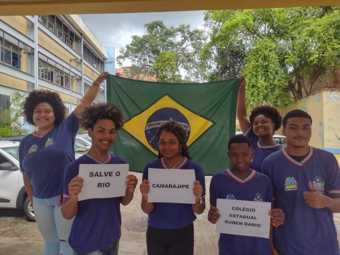 Estudantes de Salvador comemoram o “Dia do Rio” com atividades de conscientização ambiental