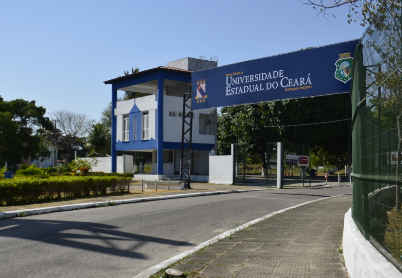 UeceVest oferece 56 vagas gratuitas para estudantes em situação de vulnerabilidade social