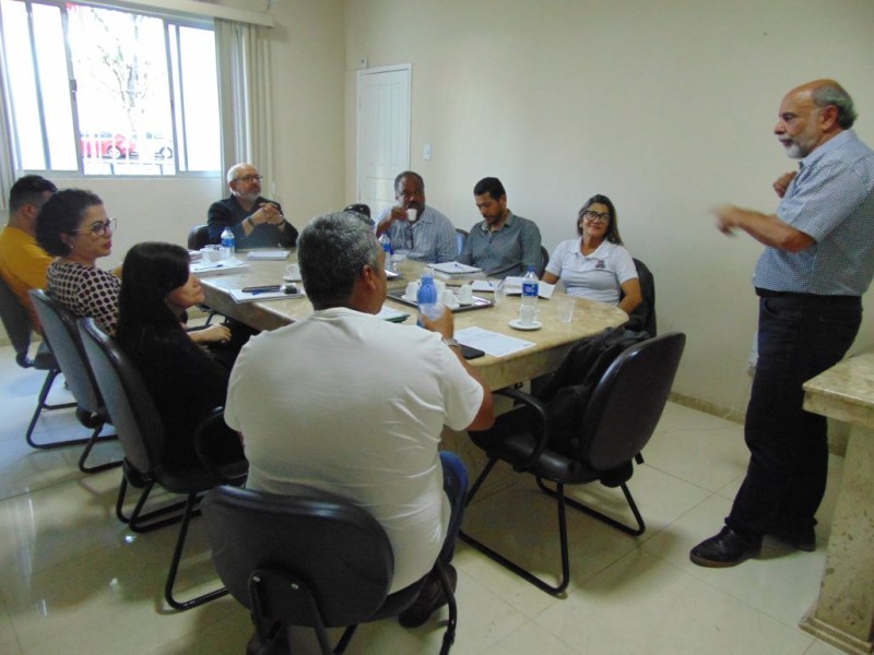 Secretaria Municipal de Educação inicia processo para obter certificação ISO 9001