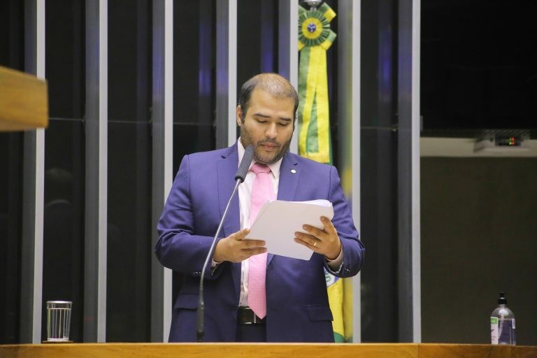 Comissão aprova projeto que busca reduzir circulação de dinheiro em espécie no Brasil