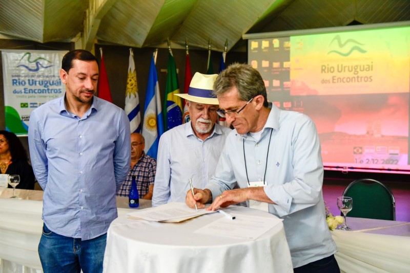 Países do Mercosul, entidades, gestores e secretários assinam carta de Itá e reafirmam compromisso com o Rio Uruguai