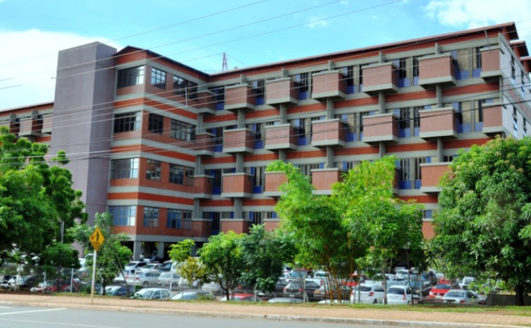 Saúde restringe acesso de visitantes e acompanhantes nos hospitais estaduais