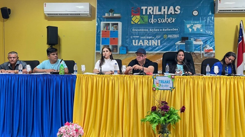 Trilhas do Saber: Uarini e Alvarães recebem cursos para a área de educação