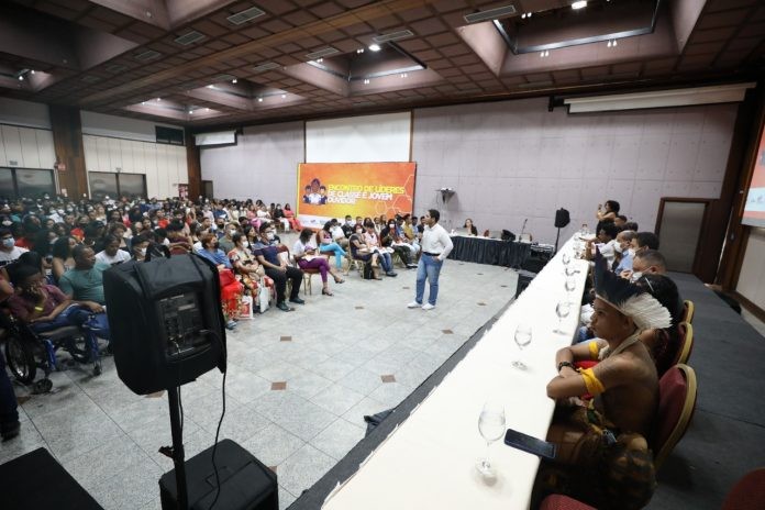 SEC promove encontro com estudantes de toda a Bahia para discutir programas e políticas educacionais