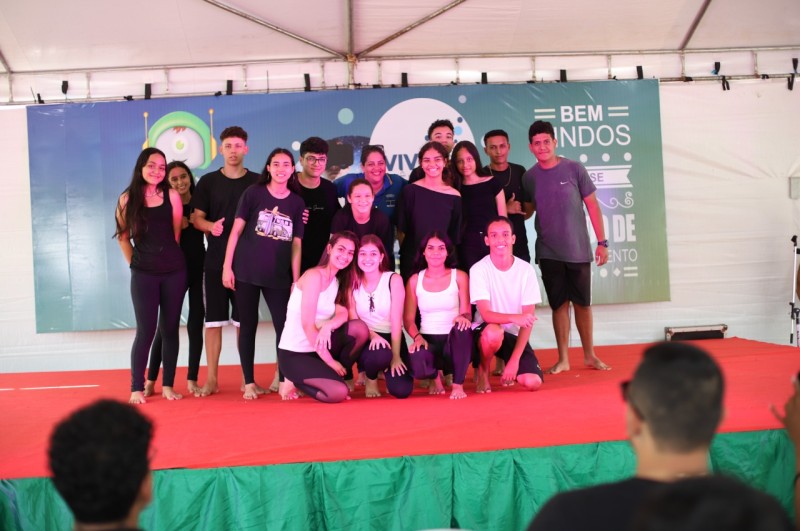 Escolas se apresentam no palco cultural do Viver Ciência