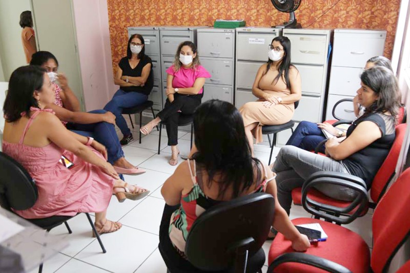 21 Dias de Ativismo: equipe do Creas Central recebe formação para enfrentamento da violência contra a mulher