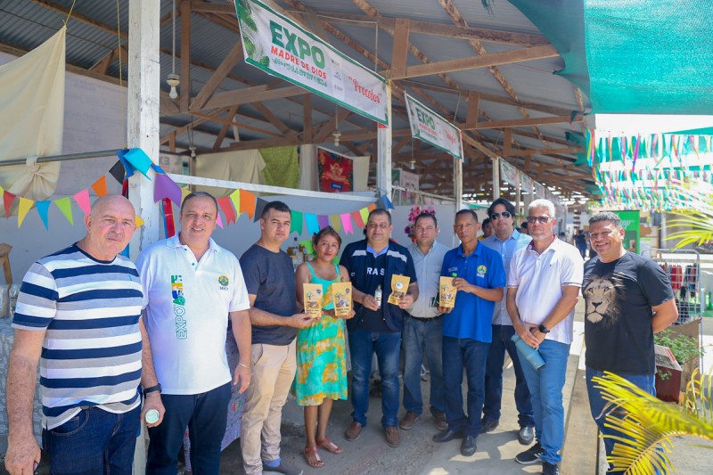 Acre prospecta negócios na feira internacional de investimentos em Madre de Dios