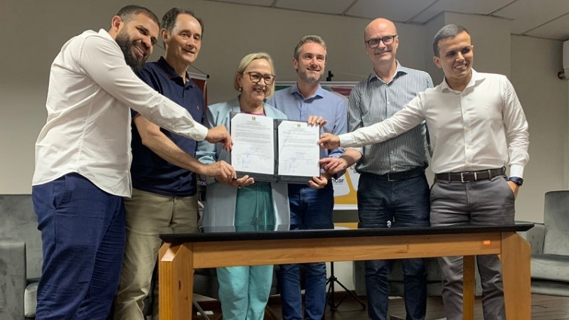 Convênio possibilita compra de equipamento oftalmológico para Ijuí