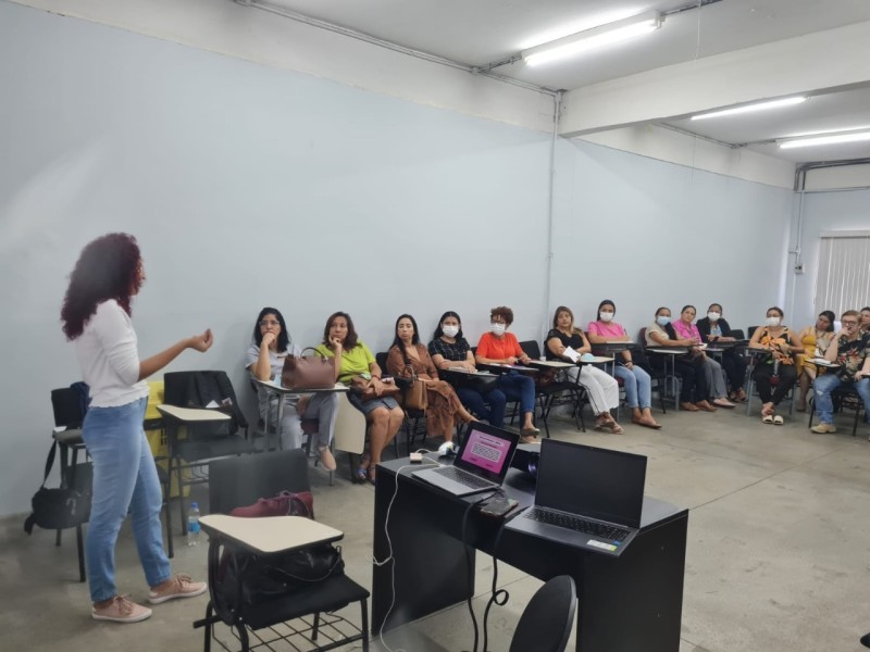 Saúde Integral LGBTQIAP+: SES-AM realiza oficina para profissionais da educação permanente e humanização