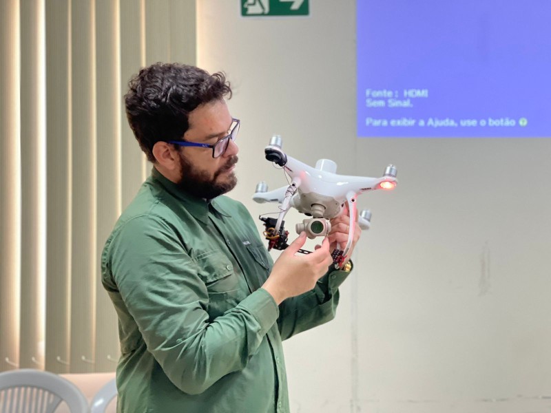 Vitória da Conquista começa a usar drones no combate ao mosquito da dengue