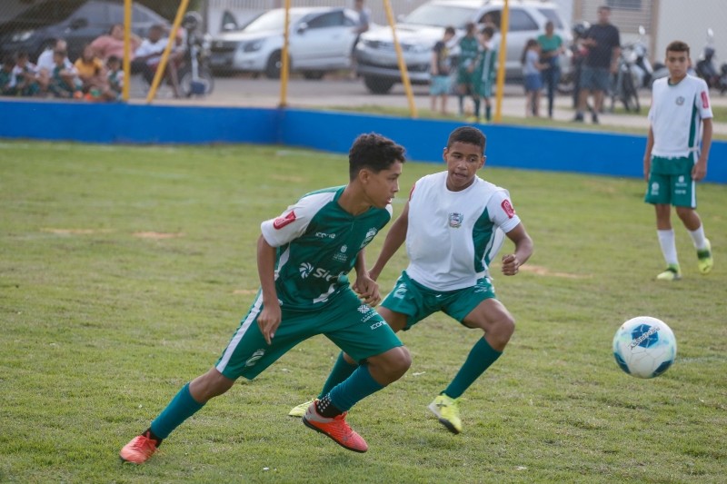 Torneios marcam a entrega de campos de futebol em Lucas do Rio Verde