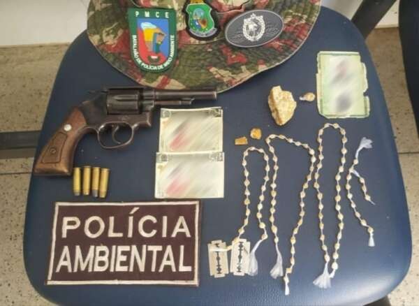 PMCE prende suspeito de tráfico de drogas em Juazeiro do Norte