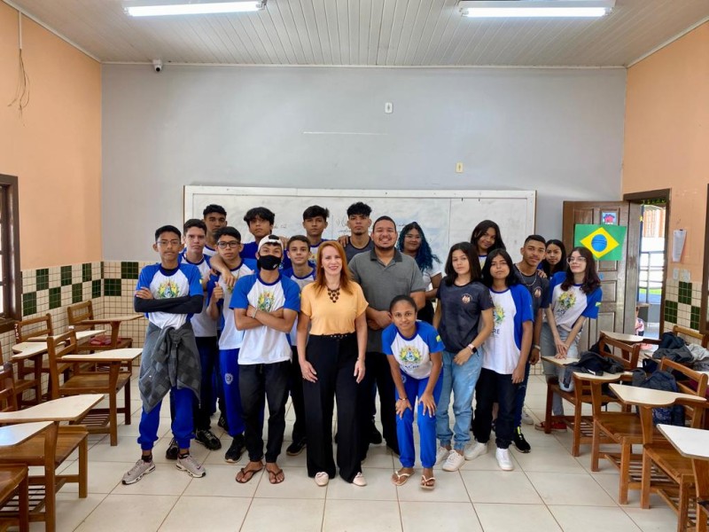 Estado promove encontro com alunos para falar sobre a importância dos Direitos Humanos