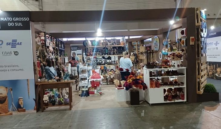 Artesanato do Estado conquista visitantes e vende o dobro que ano passado em Feira Nacional de MG