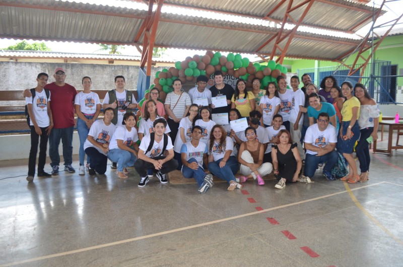 Clube de Robótica apresenta trabalhos na Escola São João Batista, no Bujari