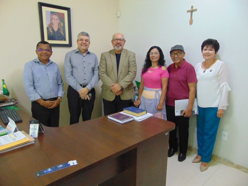 Líderes da Assembleia de Deus propõem parceria com Smed para uma nova unidade de ensino infantil em Vitória da Conquista